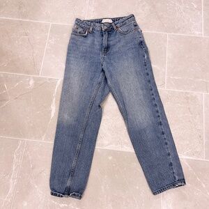 TOPSHOP Mom Jeans Medium Blue Petite